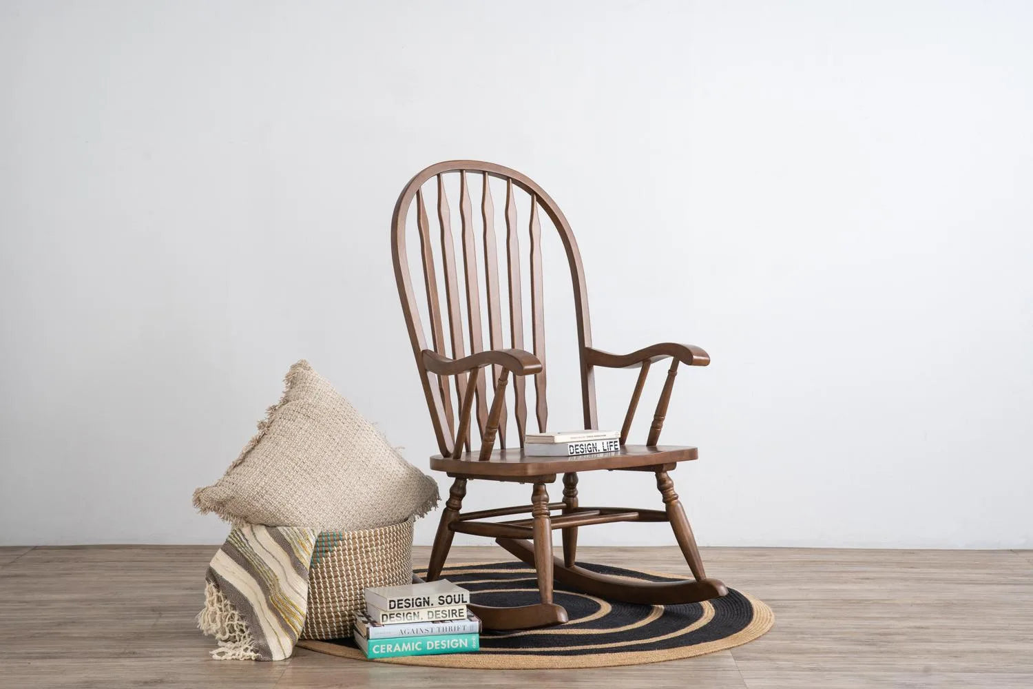 TARGA ROCKING CHAIR 109