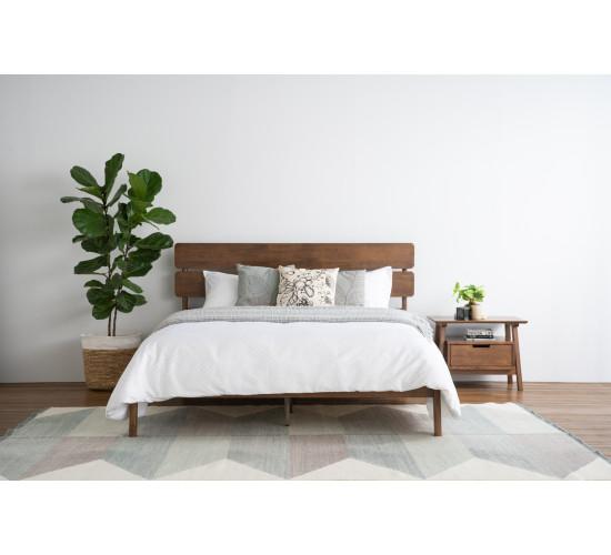 SEATTLE QUEEN BED WITH 1900MM SIDERAIL 109