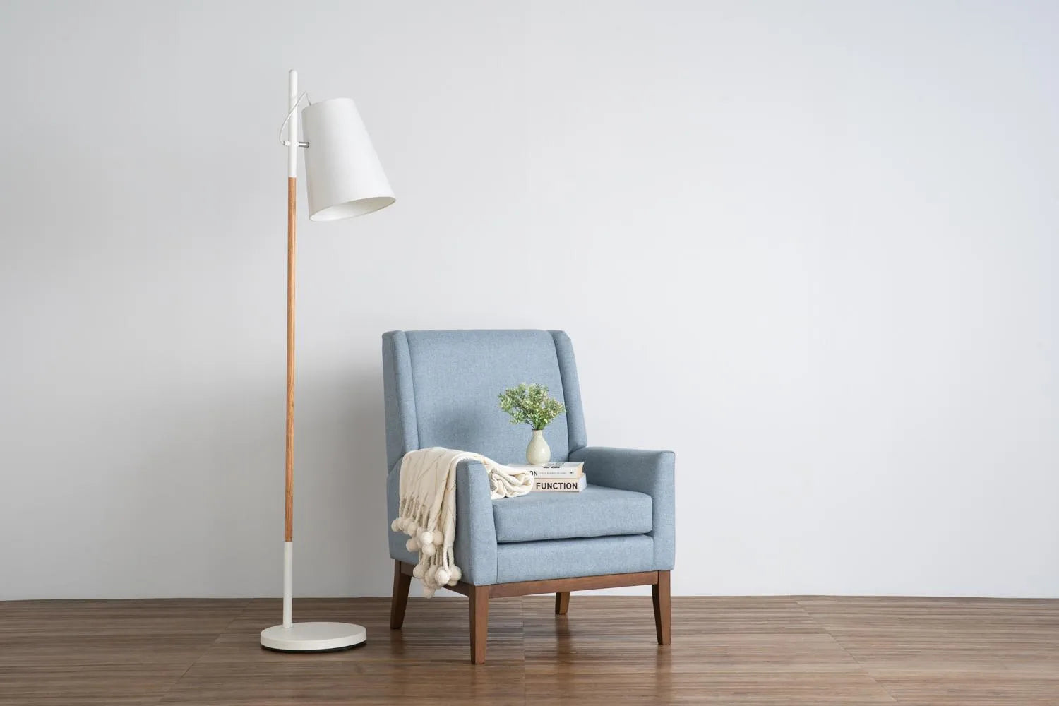 PRESSO LOUNGE CHAIR 109/6203